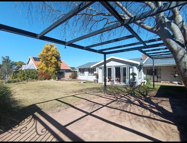 5 BEDROOM HOUSE FOR SALE IN BERGSIG